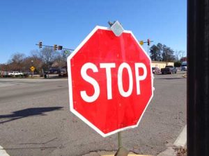 stop-sign-at-redlight-due-to-power-outage-copy