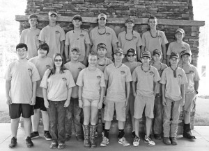 left to right. Front row: Matt Wash, Caylin Arbaugh, Kaitlyn Quarles, Eric Rodgers, Colby Martin, Preston Miller. Middle row: Thomas Wherle, Stetson, Mayson, Glen Blythe, Will Hood, Justin Greene, Whit Guess. Back row: Andy Hoffman, Brandon Pugh, Hunter Herrin, Geddings Jhant, Andrew Jackson, Austin Hall, Walker Kelly.