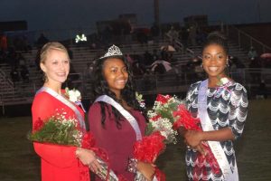 L to R: Bea Faust, 2nd runner-up, 2015 Homecoming Queen Lyric Tillman, and 1st runner-up Shelby Mims. 
