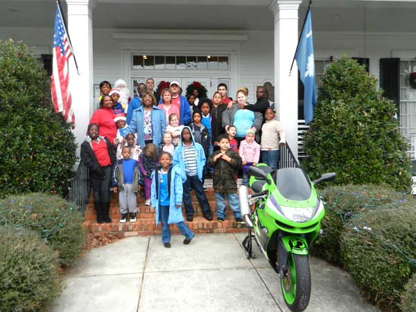 Southern Eagles Motorcycle Club Showers Children with Gifts