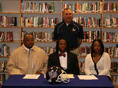 Strom Thurmond Defensive Back Signs with Lenoir Rhyne