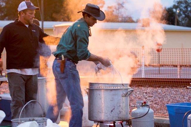 Johnston-Oyster-Roast-15