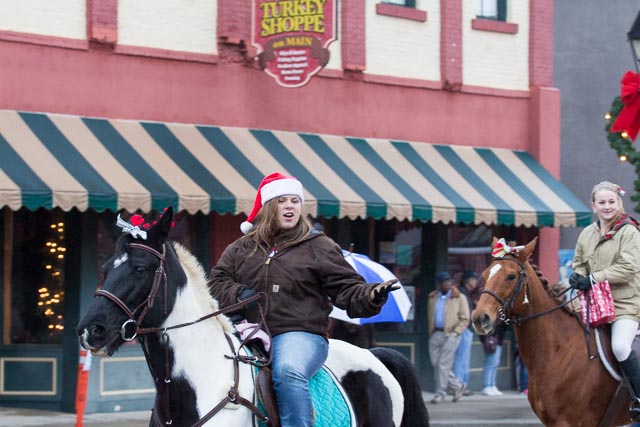 Edgefield Christmas Parade 2013-167