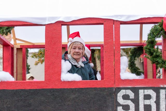 Edgefield Christmas Parade 2013-65