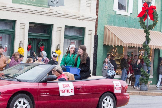 Edgefield Christmas Parade 2013-89