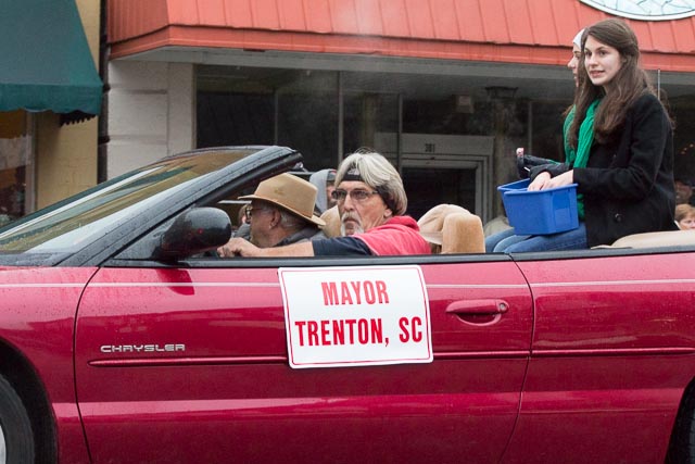 Edgefield Christmas Parade 2013-90