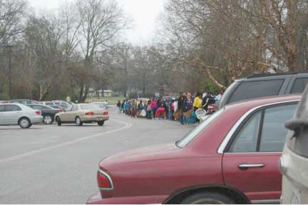 Edgefield Food Bank Has Successful Mobile Food Pantry