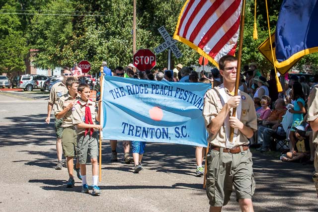 Scenes from Ridge Peach Festival 2015