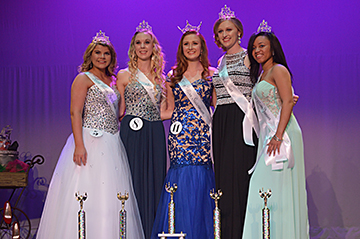 Winners in the Miss Statesman Pageant