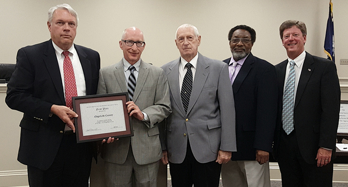 Edgefield County receive first place award for prompt reporting of claims