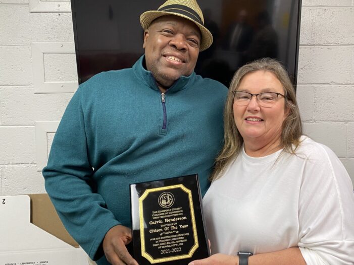 Calvin Henderson Receives Citizen of the Year  Award