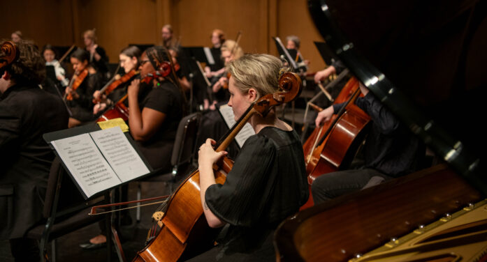 Lander Chamber Orchestra, University Singersto Perform